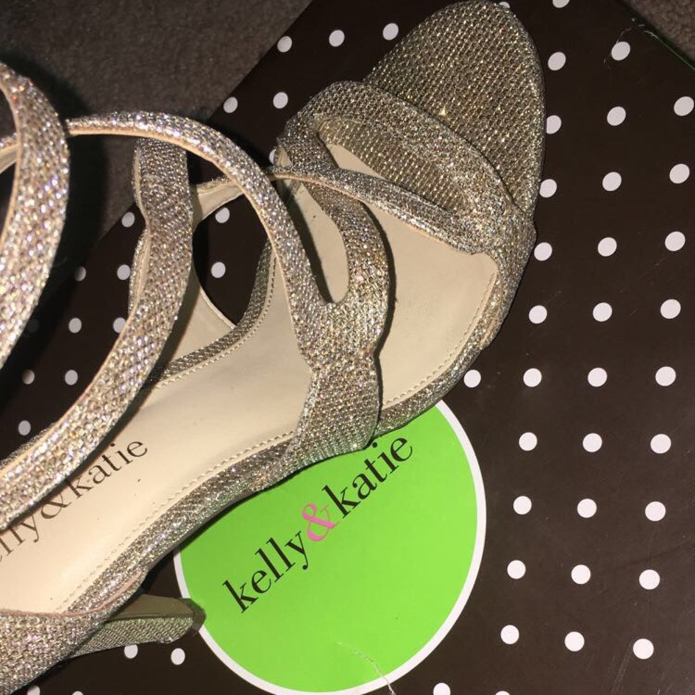 Kelly & Katie Pumps
